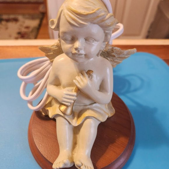 sweet angels lamp no shade great for baby or Childs room.made from resin - Picture 5 of 6